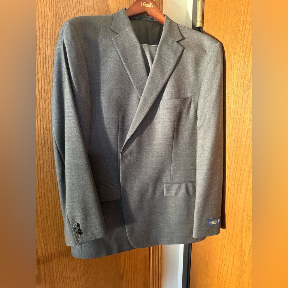 NWT Hart Schaffner Marx Chicago Classic Fit Flat Front Grey 2-Piece Suit - Picture 2 of 14